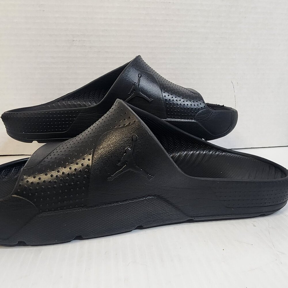 Nike Jordan Women's Post Slide Sandal Size 6